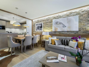 Appartement Neuf Centre Courchevel Village, Proche Commerces et Pistes, Parking et Fitness Inclus - FR-1-562-33